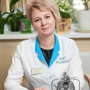 Розенкрон Эльве Валерьевна Заведующий физиотерапевтическим отделением Врач - физиотерапевт высшей категории