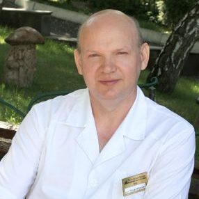 Богушев Эдуард Юрьевич, врач-терапевт высшей квалификационной категории.